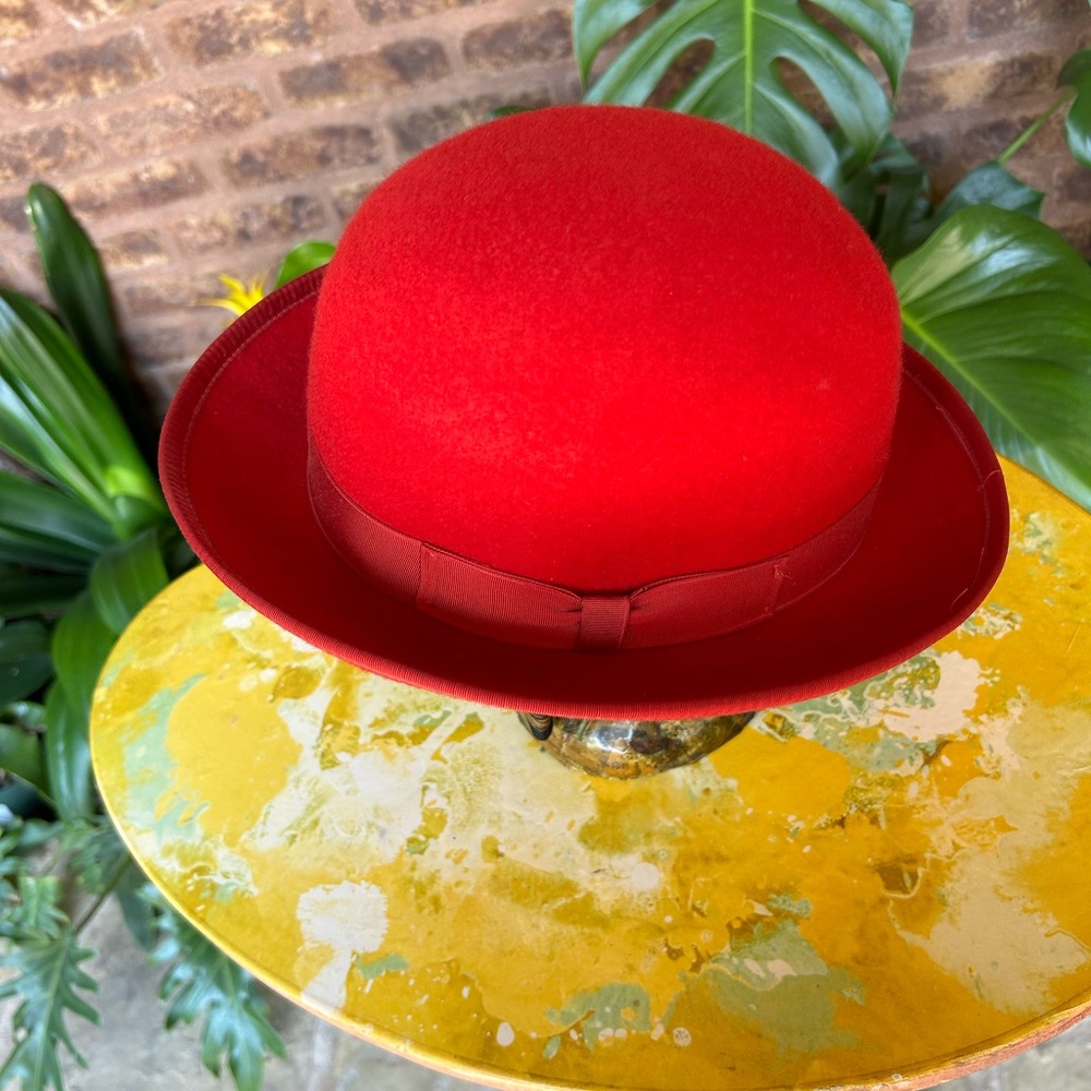 Stylish Red Bowler Hat - image 4